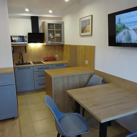 Apartamenty Gosciniec Re-Max Mrzezyno Exterior photo